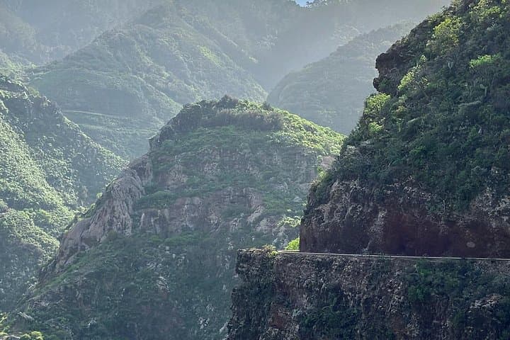 This horizontal line across the cliff face is a former water channel (acequia) that forms part of our hiking route.